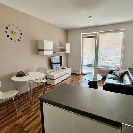 Apartment Jegeho Bratislava - Tipos Arena Ngoại thất bức ảnh