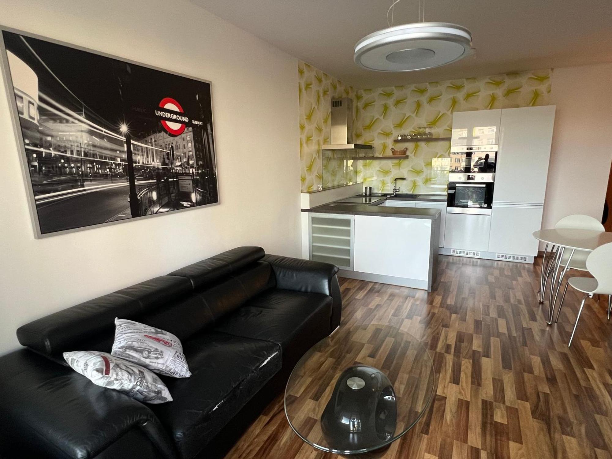 Apartment Jegeho Bratislava - Tipos Arena Ngoại thất bức ảnh