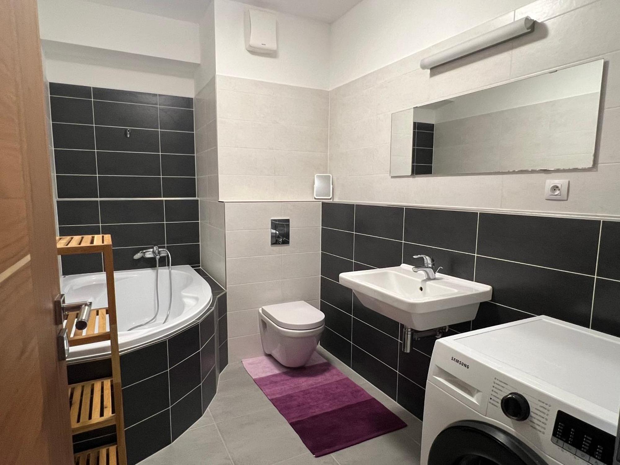 Apartment Jegeho Bratislava - Tipos Arena Ngoại thất bức ảnh